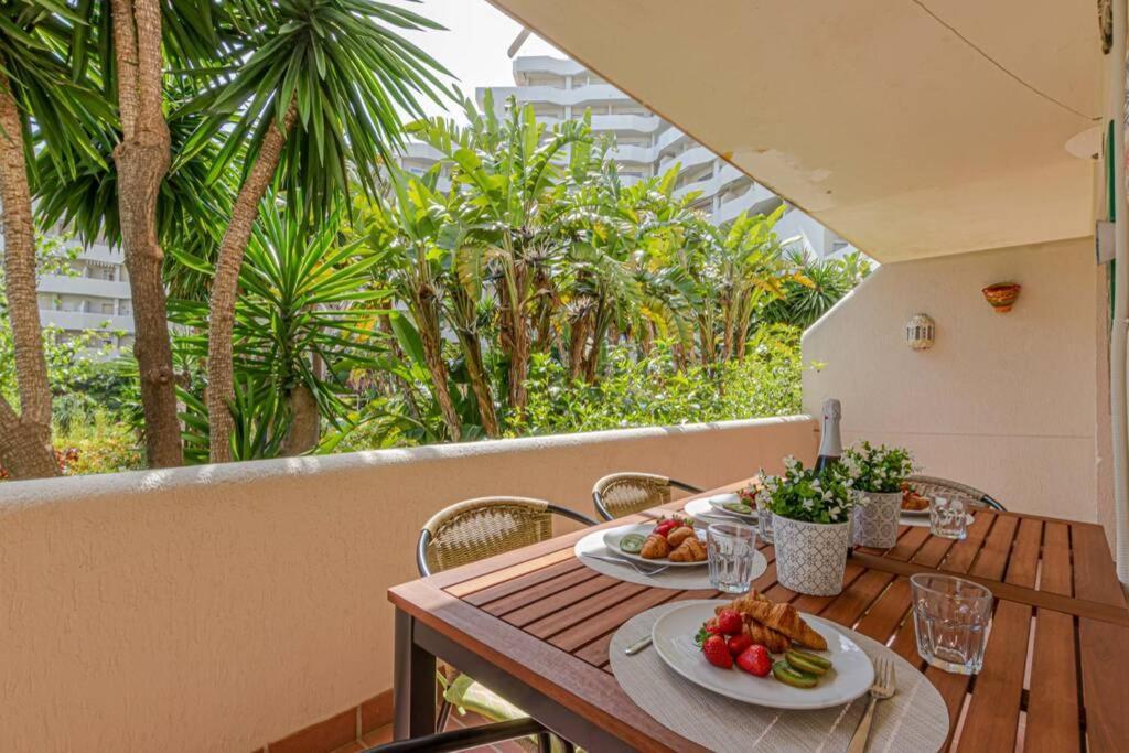 797 Holiday Rentals- Precioso Piso Con Vistas Al Jardin En Benalbeach Бенальмадена Экстерьер фото