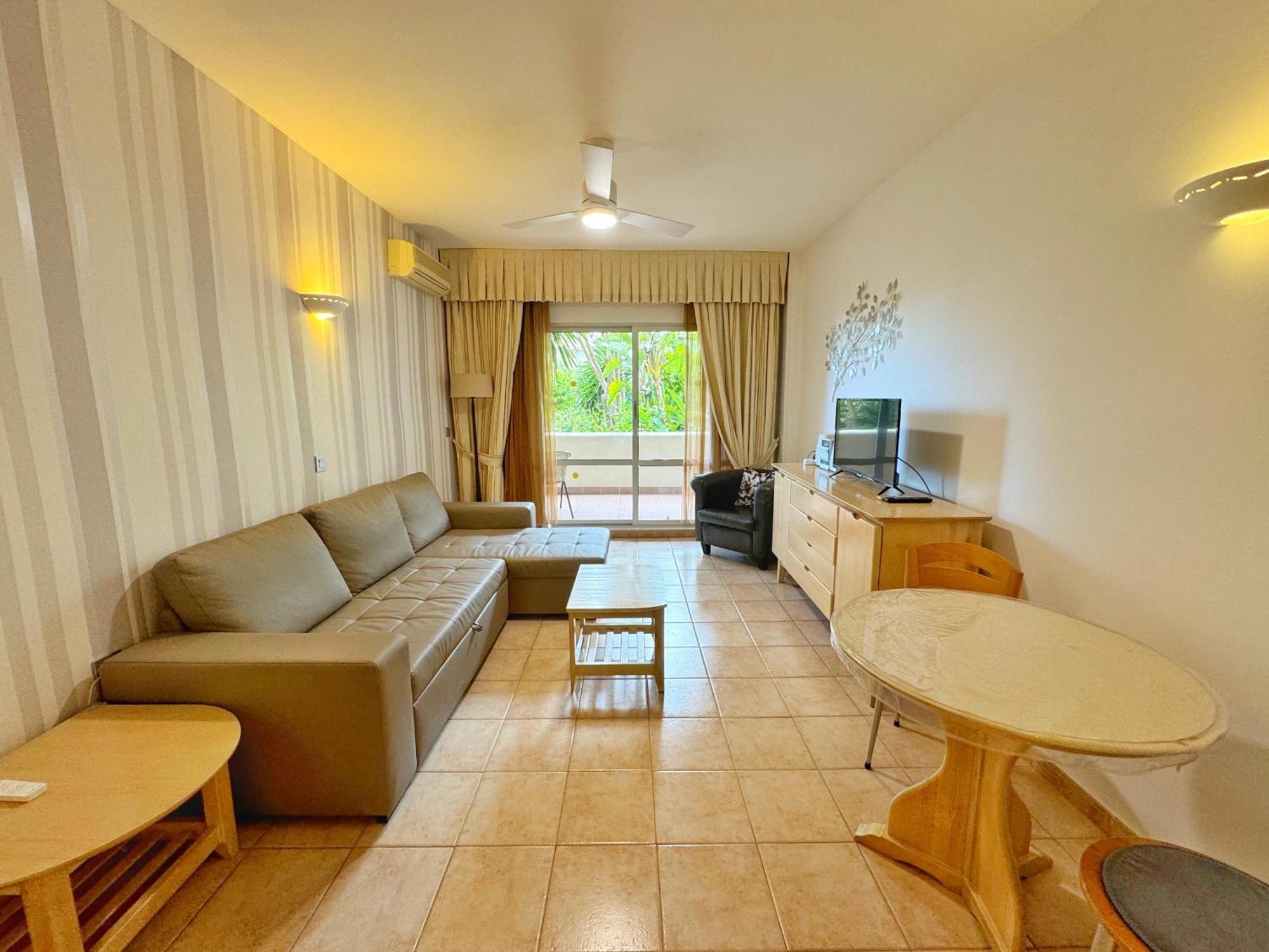 797 Holiday Rentals- Precioso Piso Con Vistas Al Jardin En Benalbeach Бенальмадена Экстерьер фото